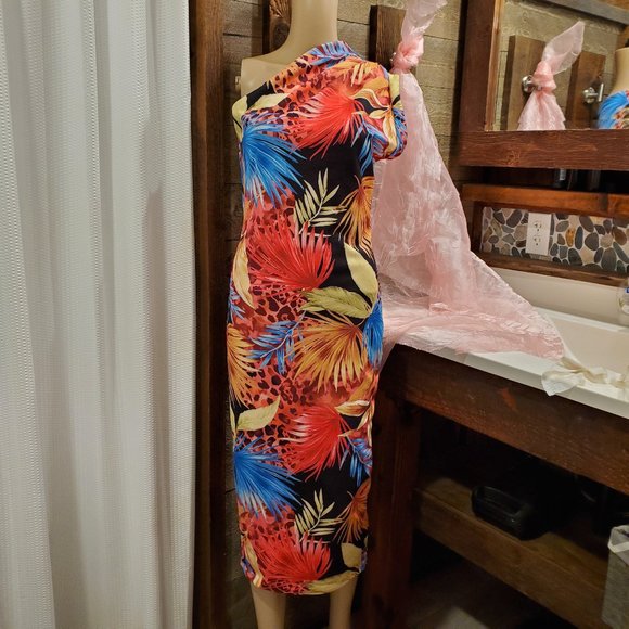 WinWin  CORAL PRINT DRESS floral Medium USA sleeveless - Picture 1 of 8